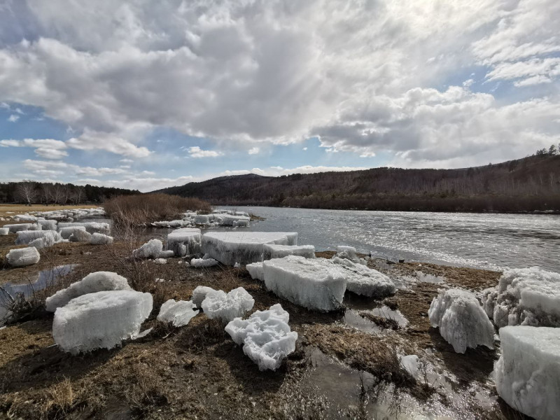 Лёд на реках Забайкалья весной