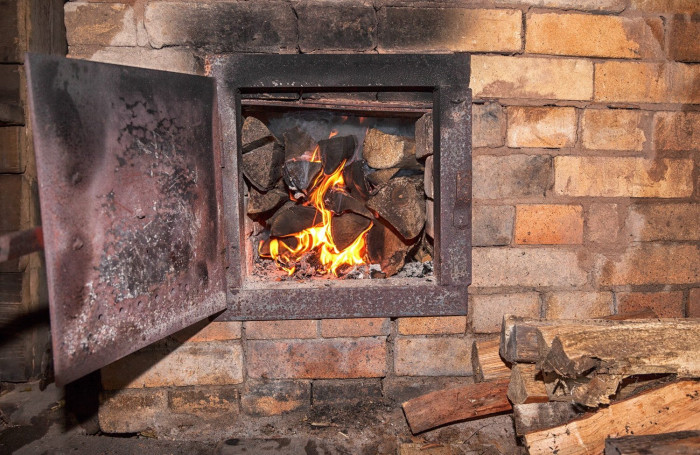 Почти 500 домов культуры в Забайкалье находятся в деревянных домах с печным отоплением