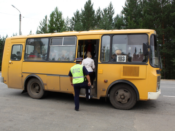 Полиция за пять дней оштрафовала 25 забайкальцев за нарушение масочного режима в автобусах