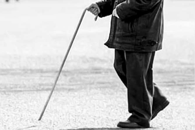 Жителя Читы обвиняют в избиении частично парализованного инвалида 