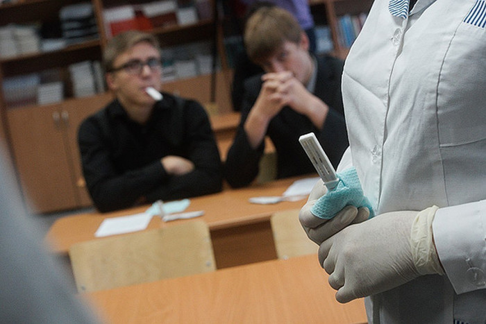 Школы Забайкалья сами смогут проводить тесты на наркотики