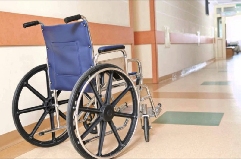 Ребёнок-инвалид в Чите получил от государства коляску только после вмешательства приставов