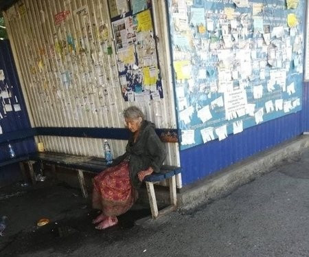 Пенсионерка, просидевшая несколько дней на вокзале Читы, попала в реанимацию