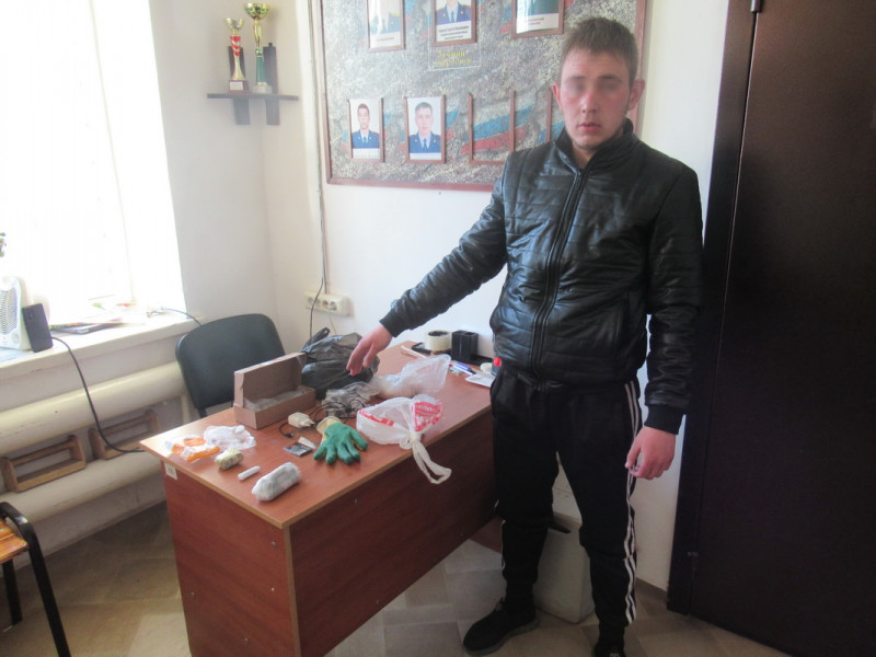 Сотрудники Оловяннинской колонии пресекли попытку доставки наркотиков на режимную территории