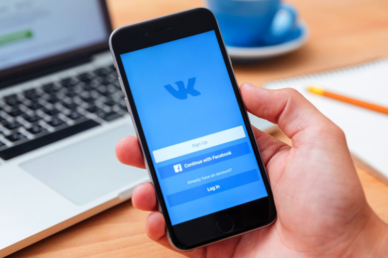 «ВКонтакте» не отвечает на запросы пользователей более 2-х часов