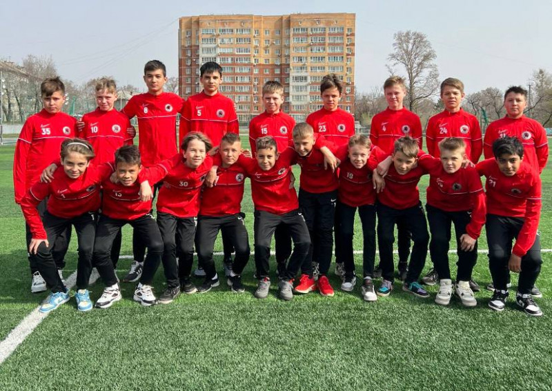 Юные футболисты из Читы победили на турнире в Хабаровске