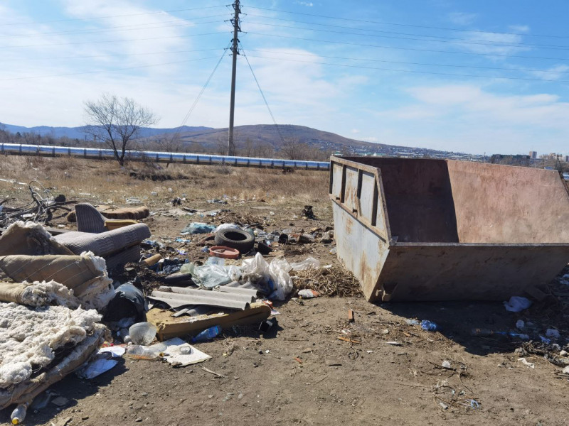 Подрядчик «Мехуобрка Забайкалье» очистит территорию возле аэродрома Читы от мусора за 4,4 млн рубл