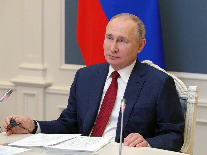 Путин предложил выплачивать 1 млн рублей на жильё за третьего ребёнка в ДФО
