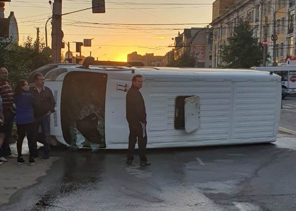 15 человек пострадали в ДТП с маршруткой в Чите и-за водителя Toyota