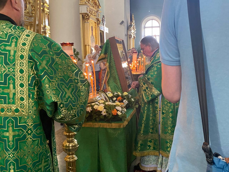 После литургии начнётся крестный ход со священном ковчегом. Фото: ZabNews