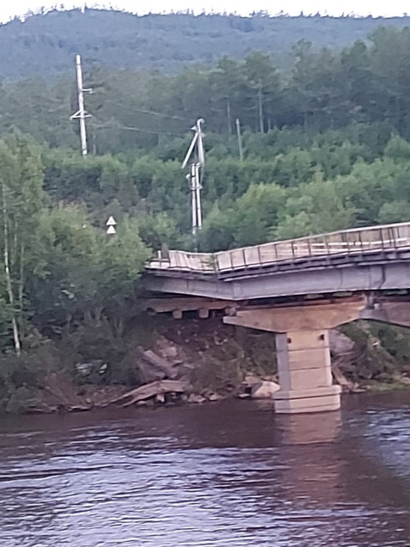 Временный мост за 217 млн рублей построят в селе Амазар Забайкалья вместо повреждённого паводками