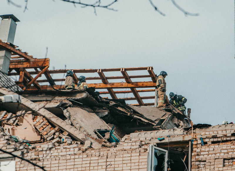 Власти Читы не могут найти съёмное жильё трём семьям из взорванного дома из-за питомцев