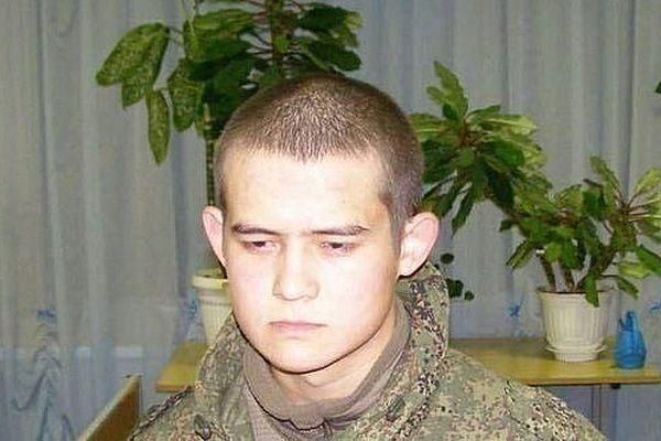 Расстрелявший сослуживцев Шамсутдинов останется в СИЗО до весны