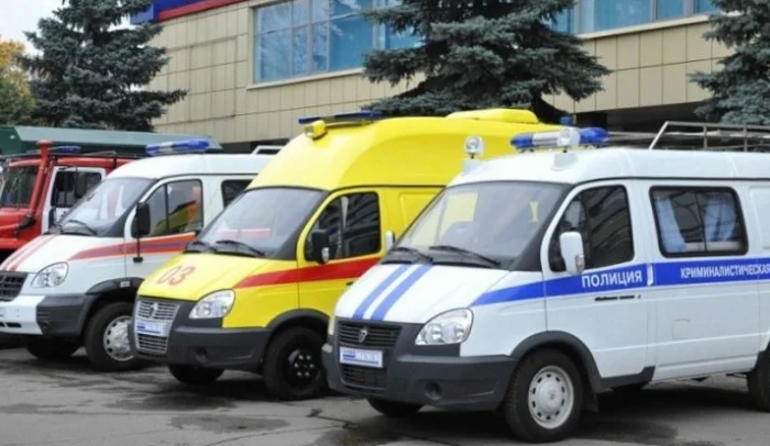 МЧС, полиция и скорая приезжали на площадь Ленина в Чите из-за пакета в троллейбусе
