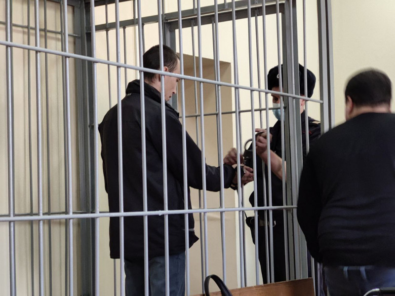 Алексей Докин удерживал сына в заложниках в апреле