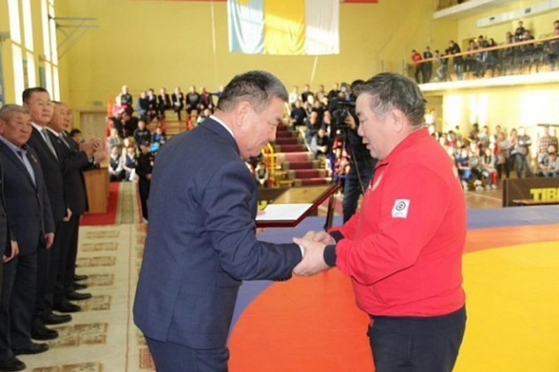 Тренер из Забайкалья получил от Путина звание заслуженного работника физической культуры
