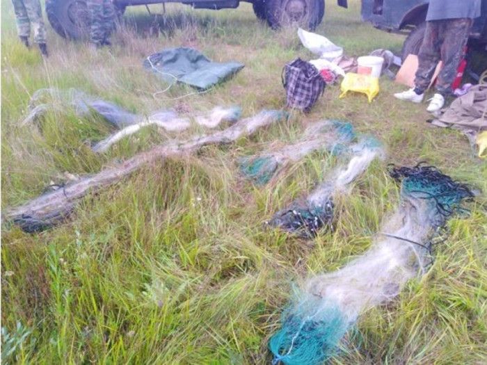 300 метров рыболовных сетей изъяли на озере Арахлей в Забайкалье