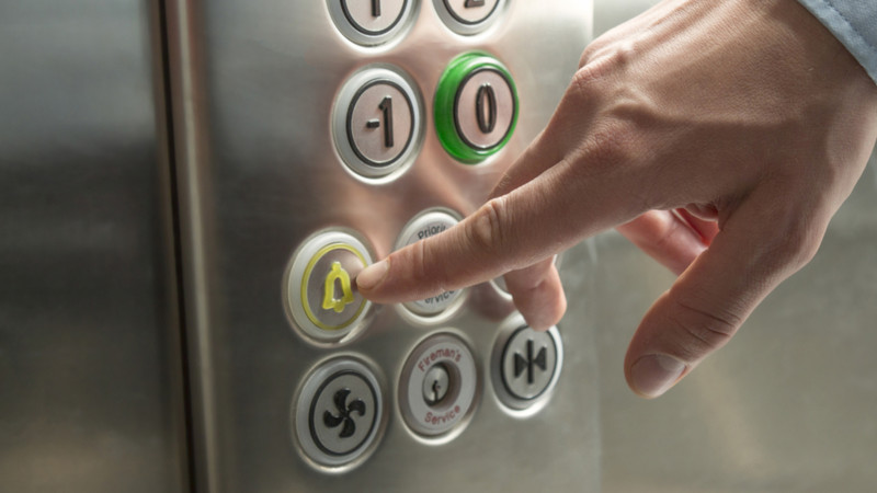 Забайкальский фонд капремонта установит 33 новых лифта в 14 домах Читы