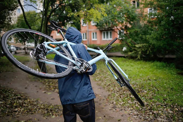 Житель Забайкальская украл велосипед и отдал знакомому за долги