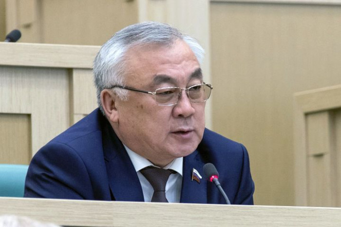 Жамсуев выступил в Совфеде за повышение экспорта угля через Забайкалье