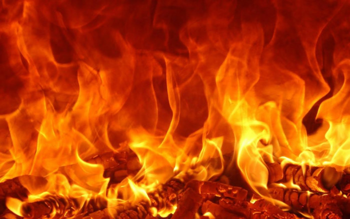 Женщина сгорела в бытовом вагончике в Чите