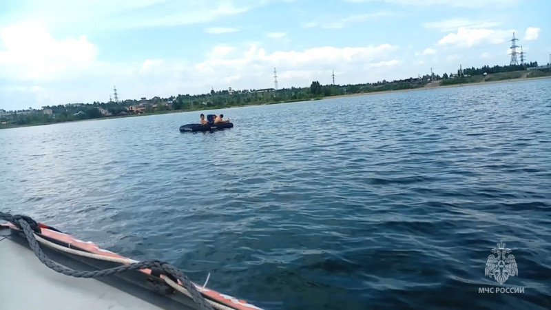 Троих подростков спасли на озере Кенон в Забайкалье