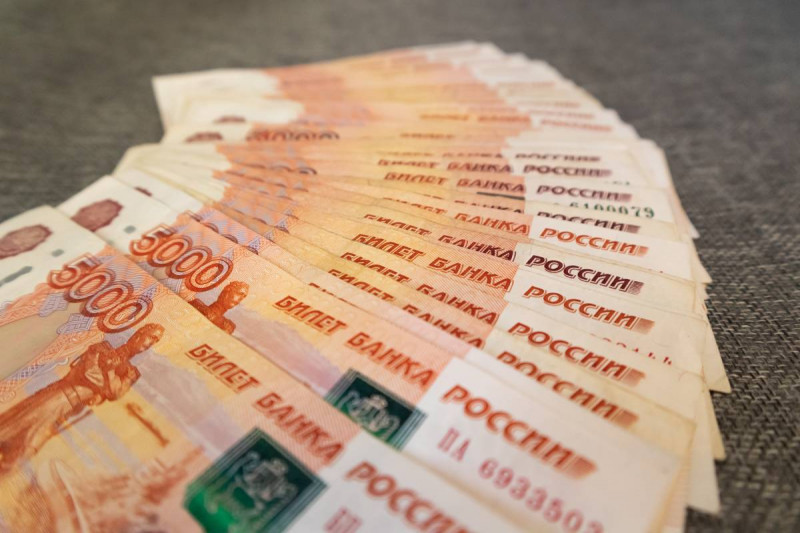 Житель Читы отговорил супругу от перевода мошенникам более 4 млн рублей