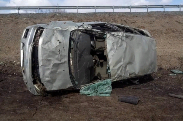 Водитель Toyota пострадал в перевернувшемся авто в Забайкалье