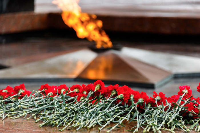 Жителей Читы не пускали на мемориал для возложения цветов к Вечному огню – очевидец