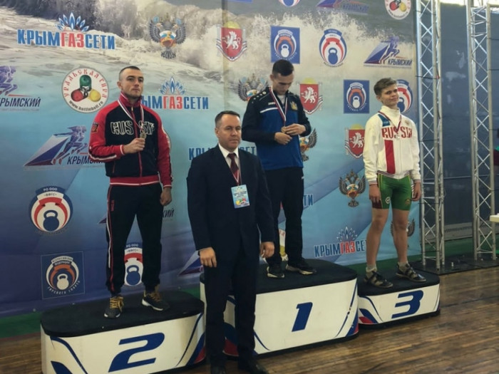 Спортсмен из Забайкалья завоевал серебро на кубке России по гиревому спорту