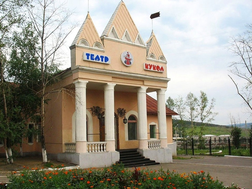 538 миллионов рублей потратят на реставрацию здания театра кукол в Чите