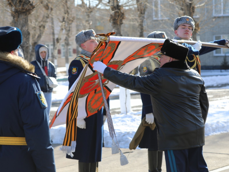Осипов поздравил авиационный полк Забайкалья с присвоением ему звания «гвардейский»