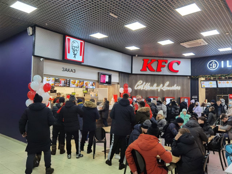 Женщина пожаловалась на качество блюд ресторана KFC, который недавно открылся в Чите