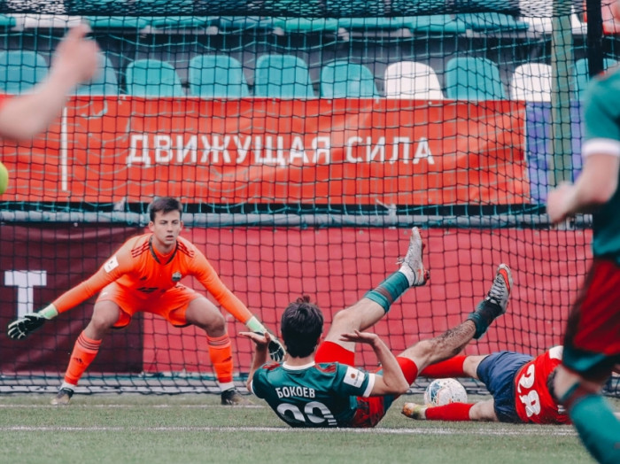 Футбольный клуб «Чита» победил в выездном матче в Москве