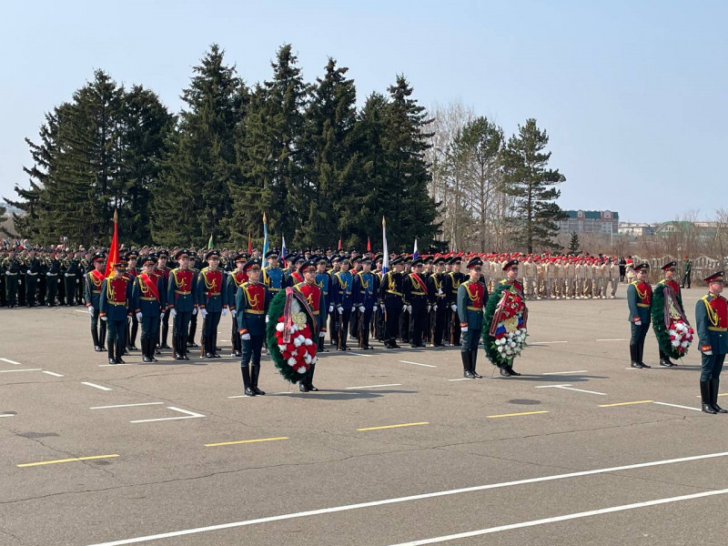Торжественный митинг начался на Мемориале боевой и трудовой славы забайкальцев в Чите