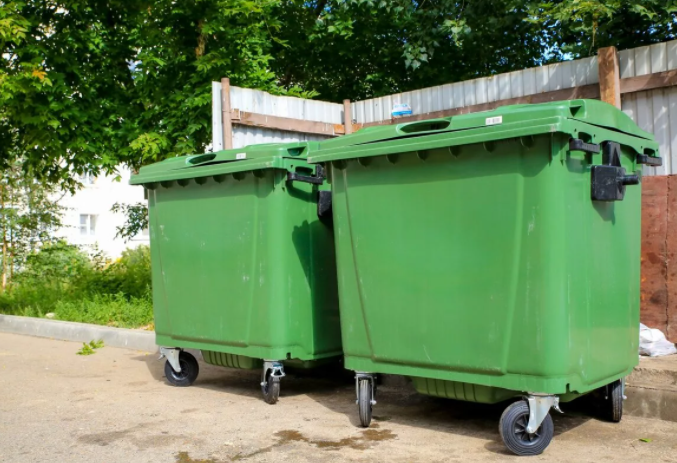 900 новых контейнеров для мусора установят в Чите