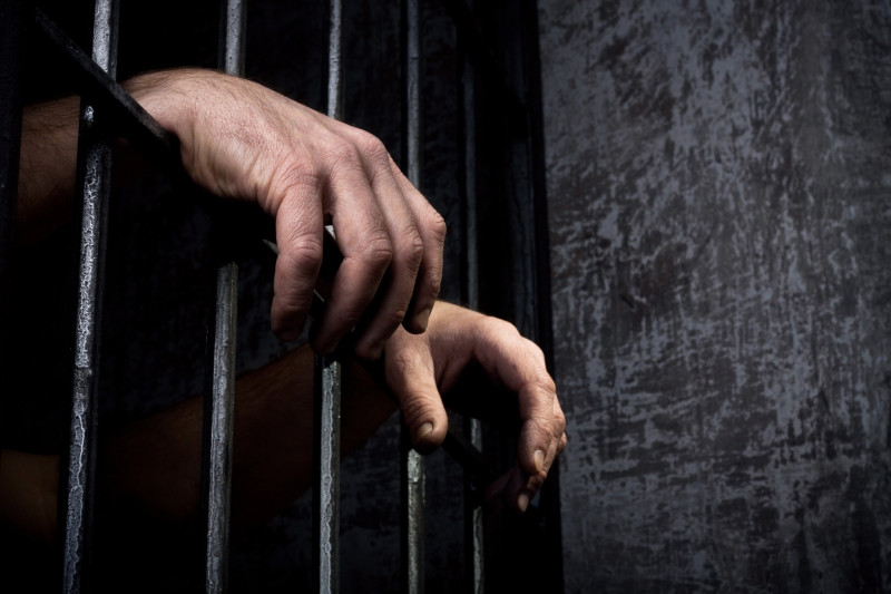 Суд отправил в колонию на 19 лет жителя Забайкалья за изнасилование 13-летней девочки