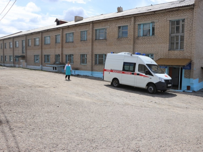 Экстренных больных из закрытой на карантин Оловяннинской ЦРБ переводят в Агинское
