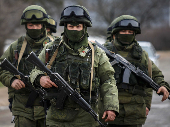 Правительство РФ повысят зарплаты военным и правоохранителям в 2022-2024 годах