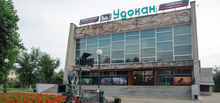 Кинотеатры могут открыть к 15 июля в России