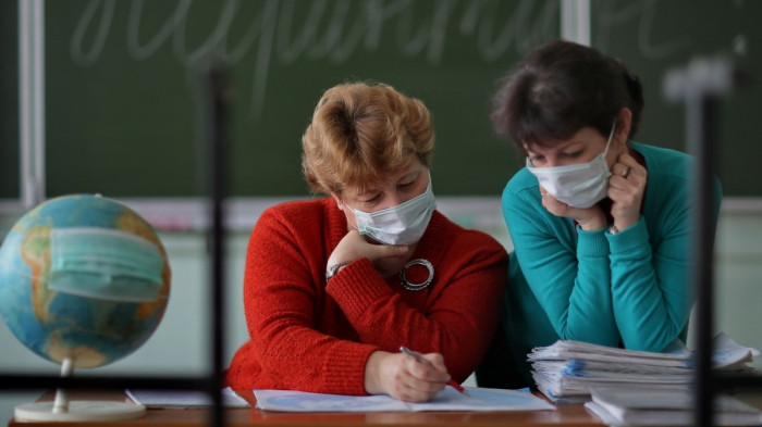 Число заболевших коронавирусом педагогов выросло за неделю в Забайкалье