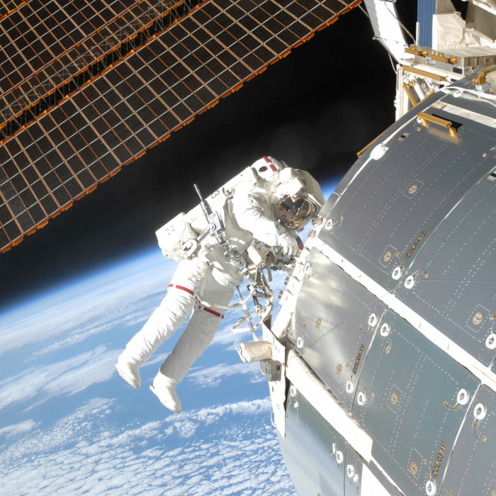 Российский космонавт опубликовал фото новогодней Читы с МКС