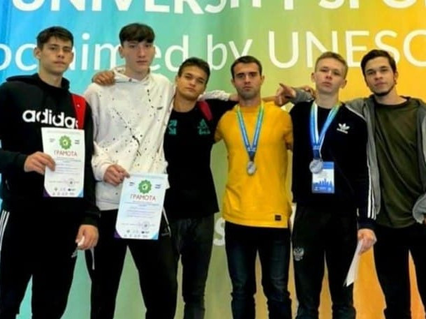Забайкальские атлеты завоевали серебро на чемпионате России по воркауту