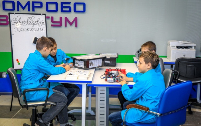 Тысячи забайкальских школьников смогут заниматься в мобильном технопарке «Кванториум»