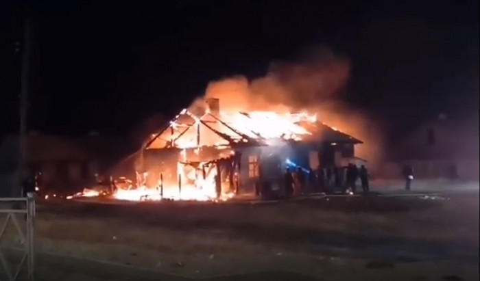 Один человек погиб при пожаре жилого дома на станции Мирная в Забайкалье